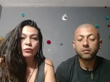 Chaturbate Live Sex Cam of _bonnie__and_clyde