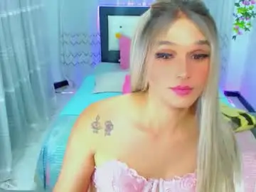 Chaturbate Sex Cam of zoeschmmit