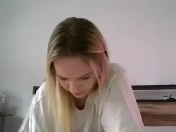 Chaturbate Adult Webcams of moon_light_girl