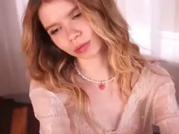 Chaturbate Live Sex Cam of shelleyborom