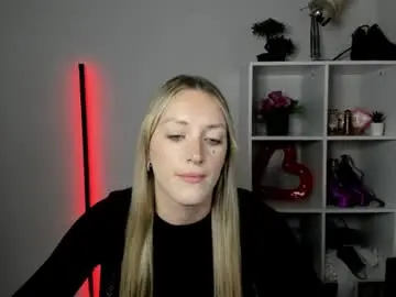 Chaturbate Sex Cam of evelynblond