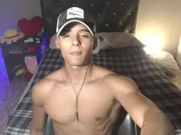 Chaturbate Live Porn of lewis_ly