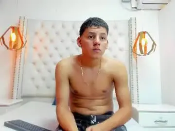 Chaturbate Adult Webcam of carl_west2