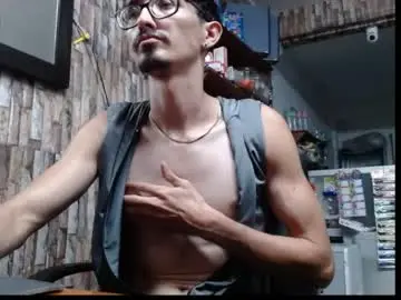 Chaturbate Adult Webcam of jhosuamoore2