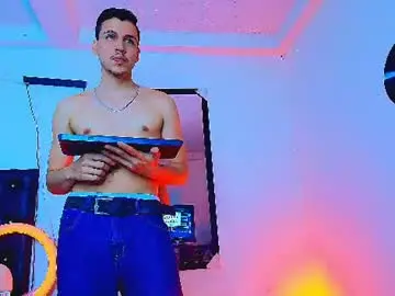 Chaturbate Best live sex cam show of marcus_hanks1