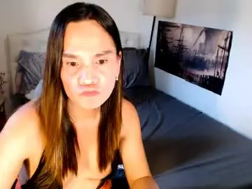 Chaturbate Live Sex Cam of xqueenyasiandomcumx