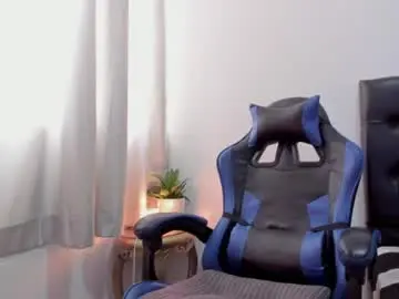 Chaturbate Watch Live Sex Cams of doublefun24