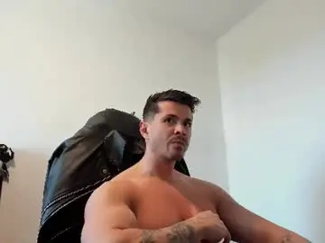 Chaturbate Watch Live Sex Cams of alphagodleatherking92