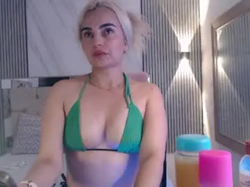 Chaturbate Free Porn Cam of julieta__fox_