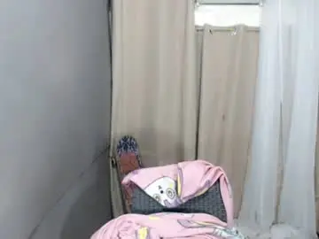 Chaturbate Live Sex Cam of littlelace_