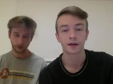 Chaturbate Live Sex Cam of ashingwest97
