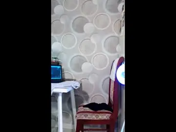 Chaturbate Sex Cam of kissmycurvesxo