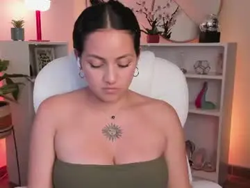 Chaturbate Best live sex cam show of nahiapaws