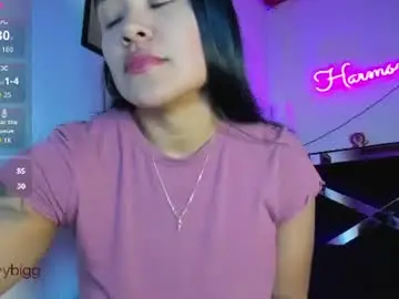 Chaturbate Live Porn of harmony_bigbreasts