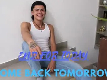 Chaturbate Free Live Porn of caliboyheat
