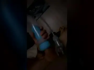 Chaturbate Live Sex Cam of tylercujo99