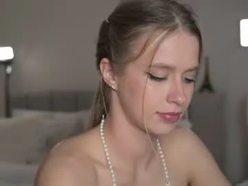 Chaturbate Nude Webcam of ella_twinkle