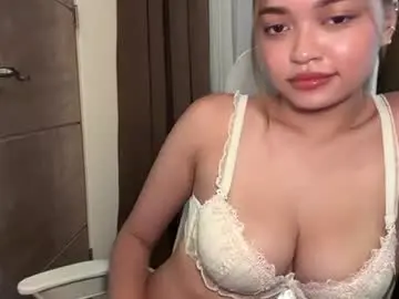 Chaturbate Watch Live Sex Cams of asianelara15