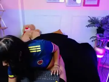 Chaturbate Best live sex cam show of sophie_benet_