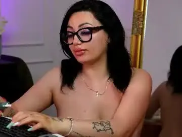 Chaturbate Live Sex of lisaraee