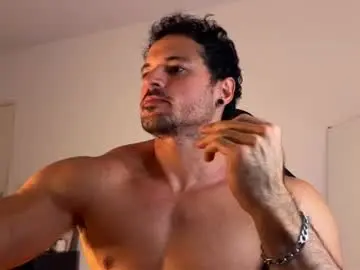 Chaturbate Nude Webcam of lucasfit24