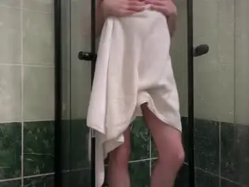 Chaturbate Watch Live Sex Cams of show_jizzness