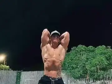 Chaturbate Watch Live Sex Cams of chris_angel01