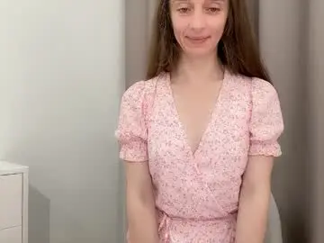 Chaturbate Live Sex of shy_schoolgirl_