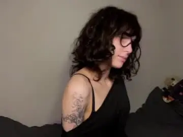 Chaturbate Free Porn Cam of odettehatt