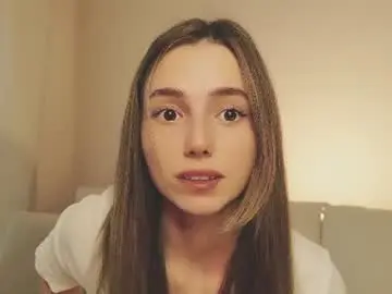 Chaturbate Free Live Porn of shypeachmaru