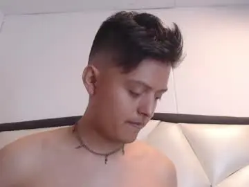 Chaturbate Live Porn of kevin_charless