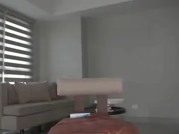 Chaturbate Live Sex Cam of belle_adrienne