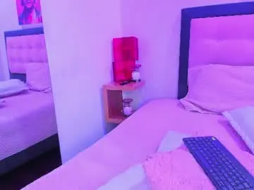 Chaturbate Watch Live Sex Cams of eva_lopez19