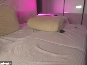 Chaturbate Watch Live Sex Cams of rus_adventure