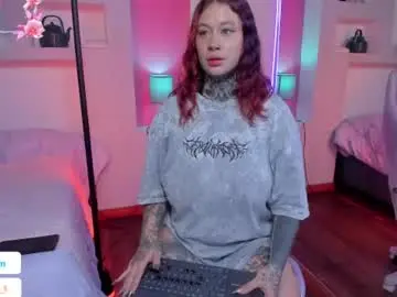 Chaturbate Watch Live Sex Cams of violettabaker1