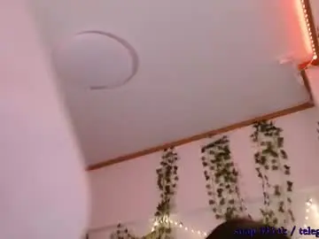 Chaturbate Free Porn Cam of vivian_qwerty
