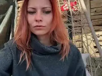 Chaturbate Free Porn Cam of karoline121