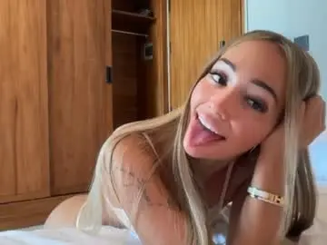 Chaturbate Sex Chat of luvlivvyy