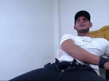 Chaturbate Sex Chat of chris_dick2