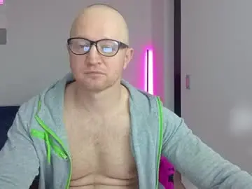 Chaturbate Watch Live Sex Cams of kevintyler69