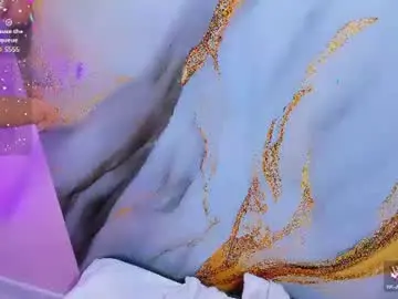 Chaturbate Live Sex Cam of ary__cherry