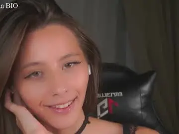 Chaturbate Private Sex Chat of falinecrosthwaite
