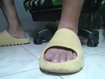 Chaturbate Adult Webcams of srfindomfeet_