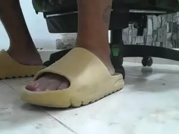 Chaturbate Best Webcam of srfindomfeet_
