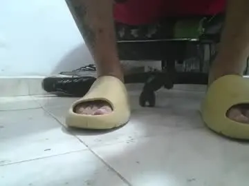 Chaturbate Adult Webcam of srfindomfeet_