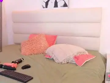 Chaturbate Adult Video Chat of isabellaa_reyess