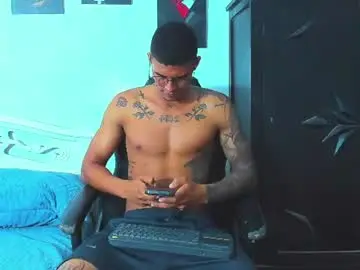 Chaturbate Nude Webcam of oliver_smith_2