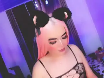 Chaturbate Live Sex Cam of isabella_vogue