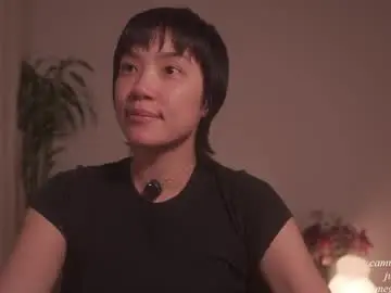 Chaturbate Watch Live Sex Cams of meganmei666