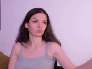 Chaturbate Best live sex cam show of miabellee_